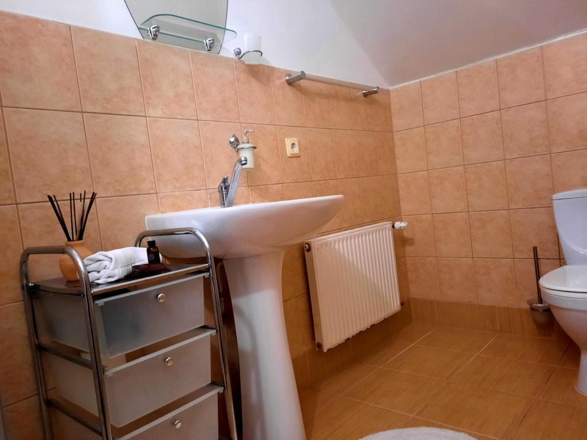 Atputas Vieta Braltirumi Purciems Esterno foto